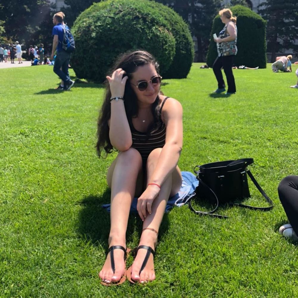 Meet your Posher, Nicollette